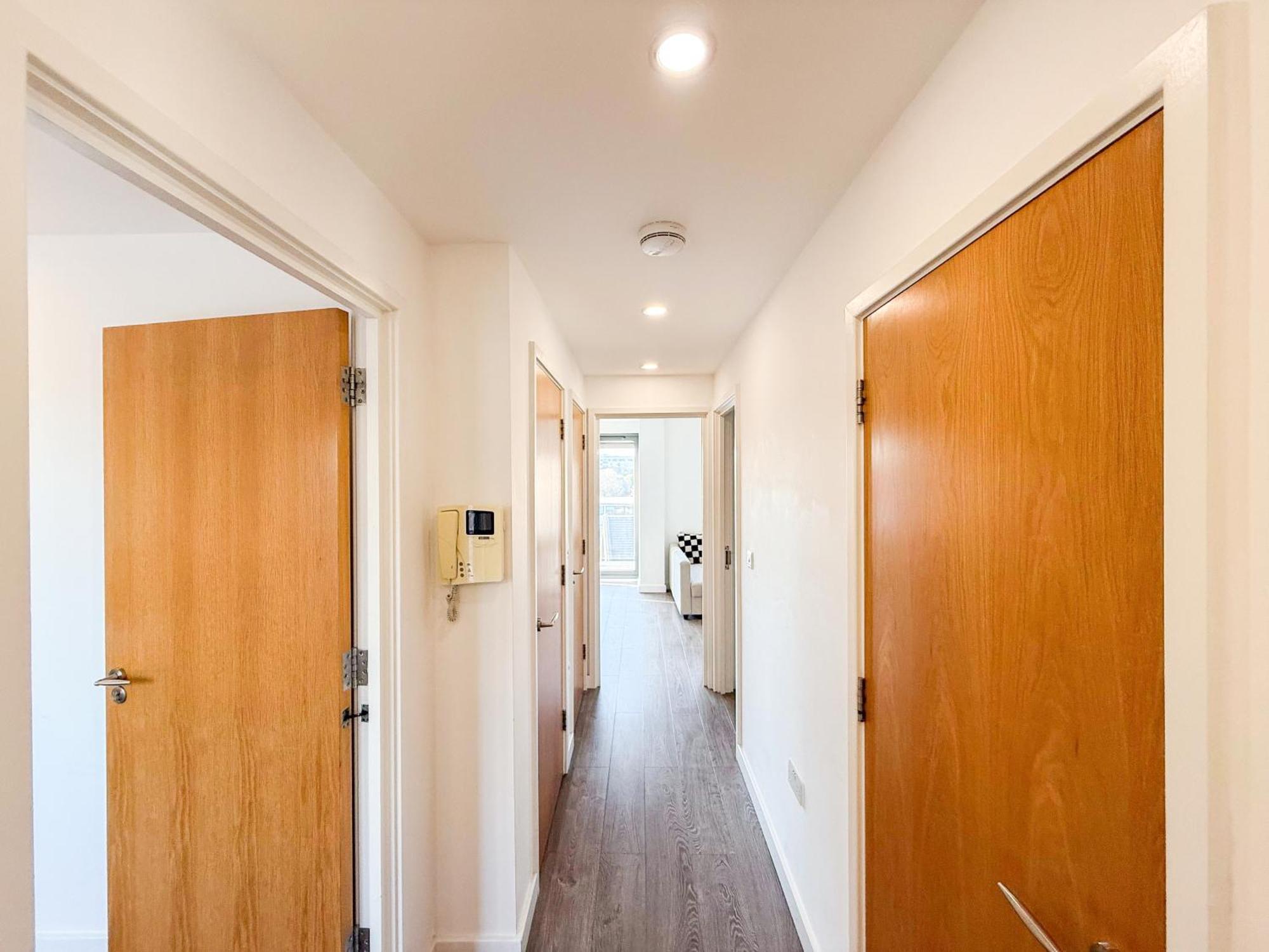 Contemporary With Private Terraces In Shoreditch, Hoxton, Islington * London